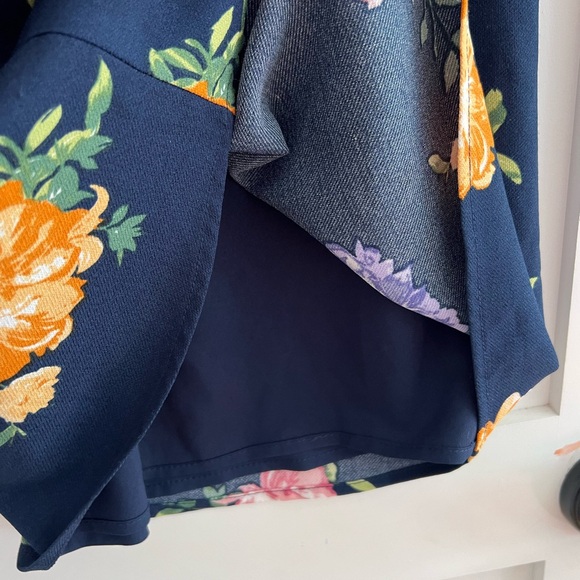 Wayf Eunice knot front mini dress size S - Picture 9 of 11